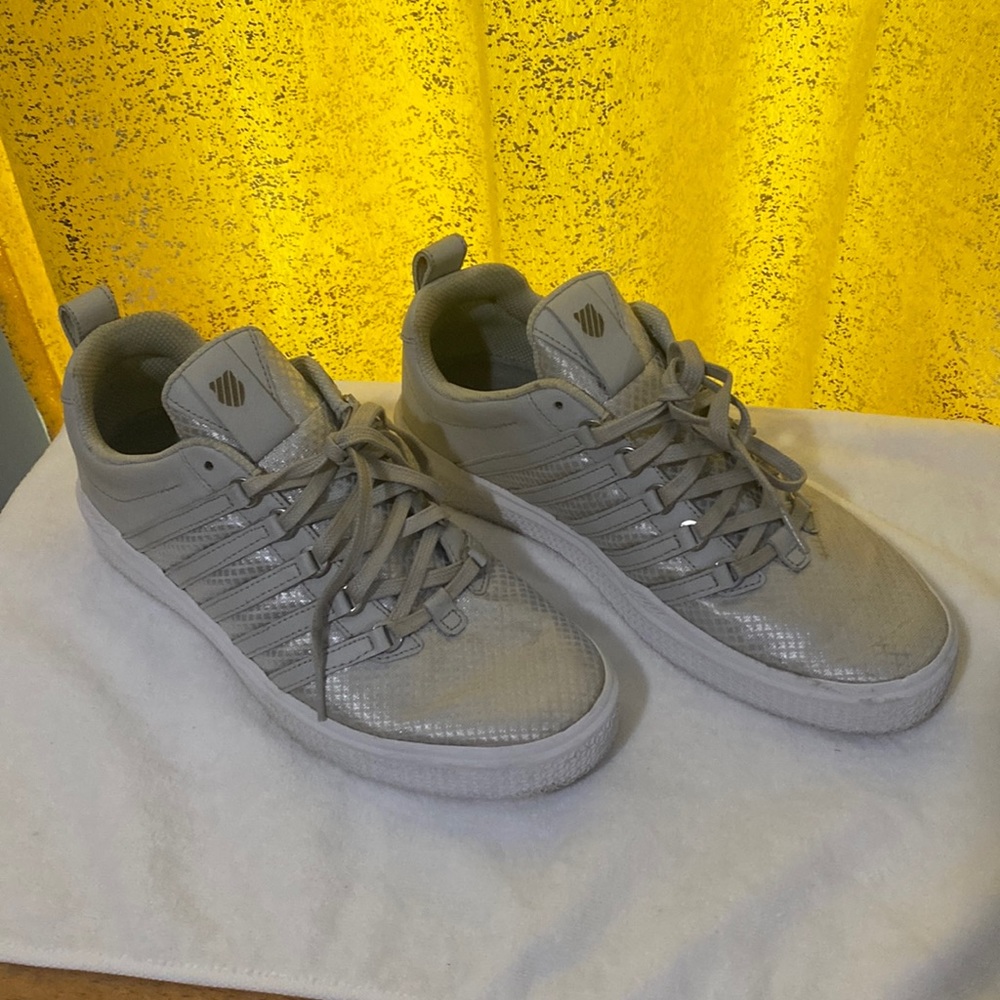 K Swiss Court style